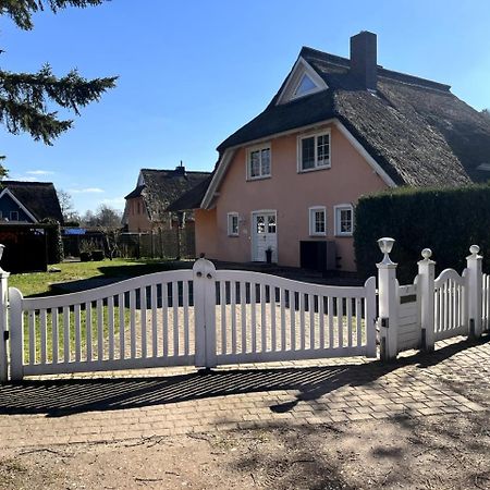 Ferienhaus Fiete In Wieck Villa Exterior photo